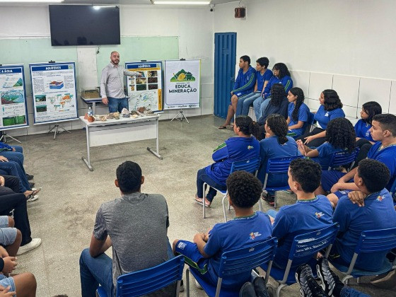 Educa Mineração na Escola Estadual Zélia da Costa Almeida, Jardim Presidente II
