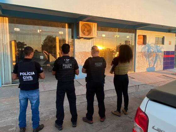 Os mandados estão sendo cumpridos em Cuiabá, Sinop, Chapada dos Guimarães, Cláudia, e nas cidades de Novo Progresso (PA), Itapema (SC).