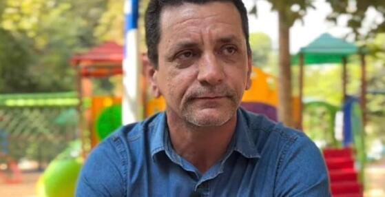 Regivaldo teve esposa e filhas mortas por um maníaco. Apenas a filha mais nova não foi estuprada.