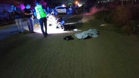 Uma das vítimas morreu no local