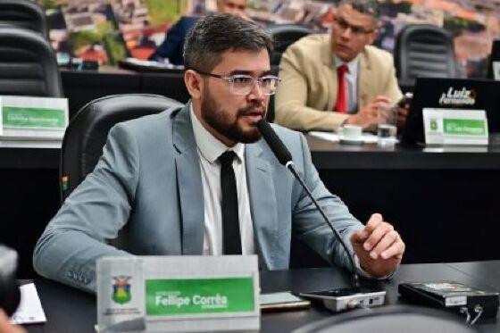 Fellipe Corrêa, assumiu, no começo da tarde desta segunda-feira (12), a vaga de vereador na Câmara de Cuiabá.