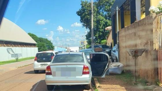 A vítima foi encontrada já em estado inicial de decomposição.