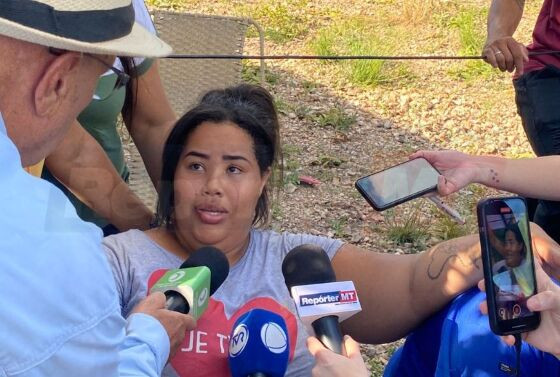 Menino de 5 anos morreu carbonizado em incêndio em barraco de madeira.