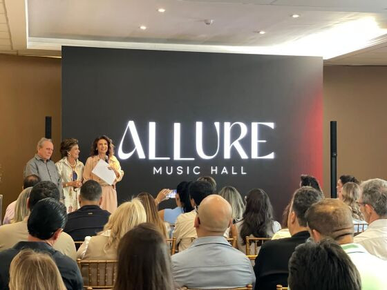 O Allure Music Hall integra o complexo do Buffet Leila Malouf, com capacidade para receber até 7,5 mil pessoas, e foi projetado para se tornar uma referência nacional em eventos.