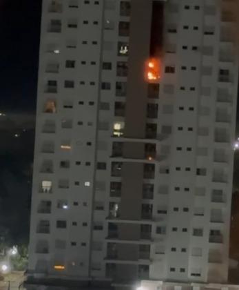 Fogo foi registrado em apartamento no 11º andar do edifício Helbor Park Elegance, no Bairro Morada do Sol, em Cuiabá.