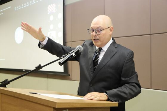 A posse de Mauro Curvo foi nesta quinta-feira (5). 