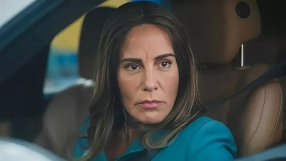 Gloria Pires em cena de 'Terra e Paixão' (2023), sua última novela