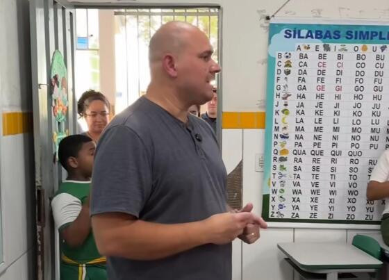 Abilio deu aula às crianças sobre roubo do INSS