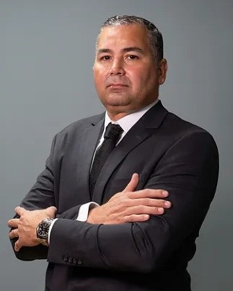 Dauto Passare é advogado e professor universitário