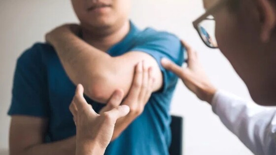Durante a palestra, Maíra reforçou que o número crescente de pacientes com sintomas persistentes exige preparo técnico por parte de diferentes especialidades médicas. 