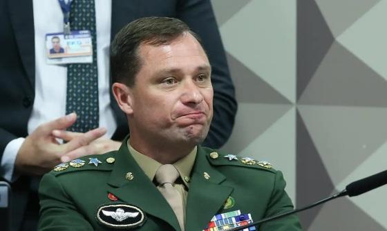 Ex-ajudante de ordens é alvo da PF.