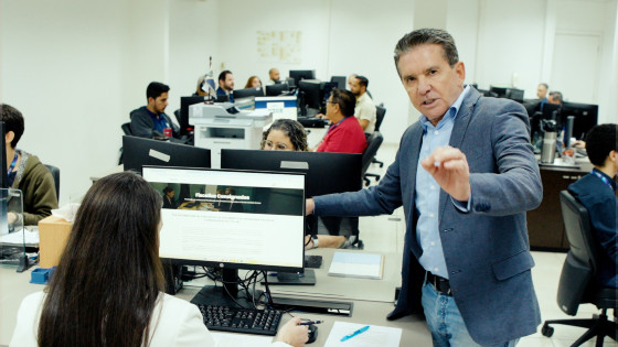 O presidente Sérgio Ricardo acompanhará permanentemente o andamento da inserção dos contratos na plataforma.