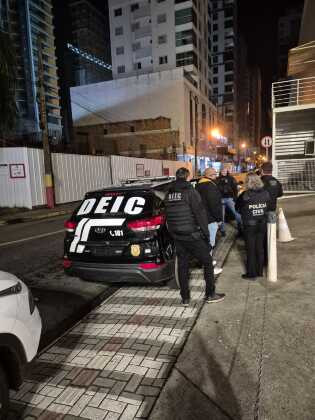 Entre as ordens judiciais estão quatro mandados de prisão preventiva
