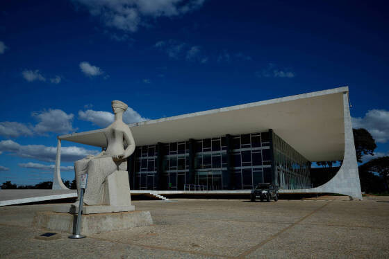Fachada da sede do STF (Supremo Tribunal Federal), na Praça dos Três Poderes, em Brasília