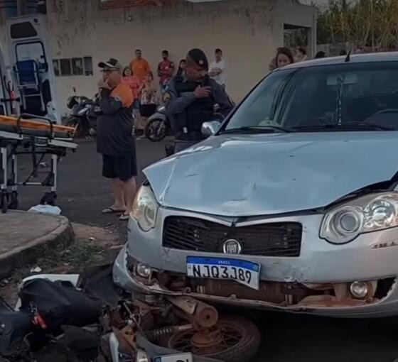 Acidente aconteceu na tarde desse sábado (29).