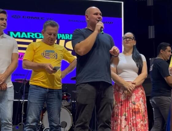 Abilio Brunini participou da Marcha para Jesus nesse sábado (28), em Cuiabá