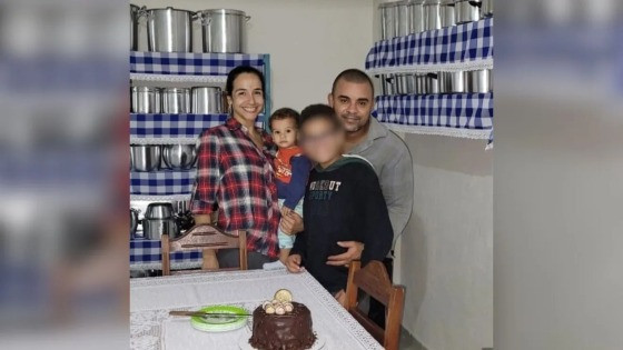 Antônio Carlos Teixeira, 45, Inaila Teixeira, 37, foram mortos pelo filho de 14 anos.