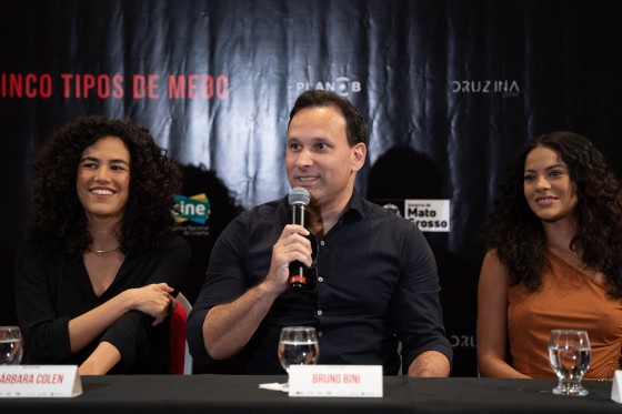 Cinco Tipos de Medo foi dirigido por Bruno Bini e estrelado por Bella Campos e Bárbara Colen