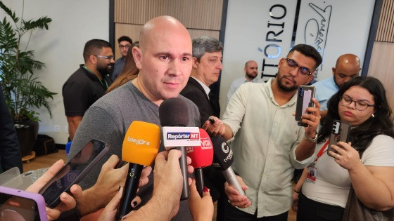 Prefeito demonstrou impaciência com resultados apresentados.