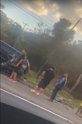 Fabiano  Horas depois, nas redes socais, o cantor comentou o corrido.
