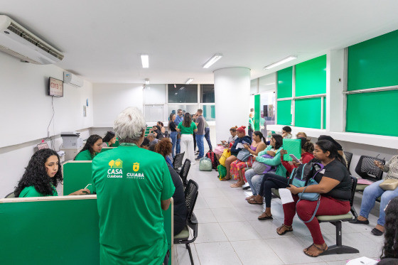 O atendimento presencial está sendo realizado em dois pontos: na sede da Secretaria de Habitação (Praça Alencastro, nº 158 – Centro) e na sede da Secretaria Municipal da Mulher (Av. Getúlio Vargas, nº 400).