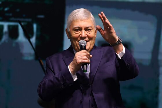 Natural de Santa Rosa, no Rio Grande do Sul, Armindo Denardin foi um visionário e sonhador, deixando um legado de empreendedorismo e liderança.