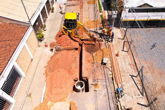 “Essa transformação do saneamento só é possível graças ao trabalho diário de nossos colaboradores, que atuam com dedicação para levar saúde, dignidade e desenvolvimento à população cuiabana. Cada metro de rede de água e esgoto implantado, cada obra e