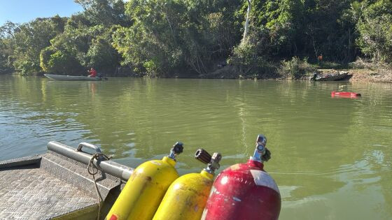 Todos os corpos, conforme os militares, foram encontrados submersos.