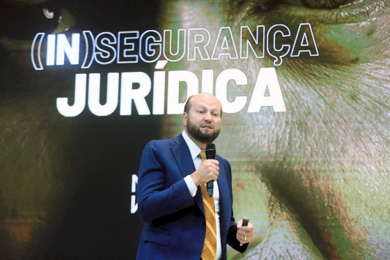 O presidente do LIDE-MT, Igor Taques, destacou a presença de Nelson Wilians no encontro e reforçou que o LIDE tem o propósito de promover a conexão de empresários e lideranças com os temas em discussão no país e no Estado.