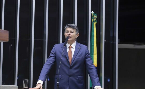 Segundo Medeiros, Dino extrapolou suas funções constitucionais.