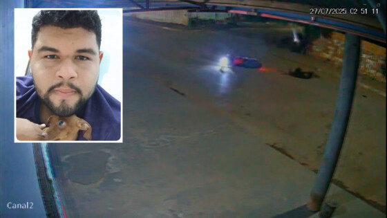 Uma câmera de segurança próxima ao local do acidente registrou a batida e o momento em que o corpo da vítima é lançado alguns metros à frente.