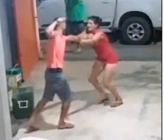 O homem foi encaminhado à Delegacia de Polícia Civil para as providências cabíveis