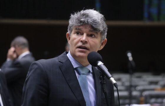 José Medeiros detonou decisão de Alexandre de Moraes.