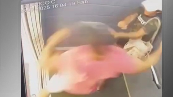 Câmeras de segurança registraram momento em que homem espancou namorada no RN 