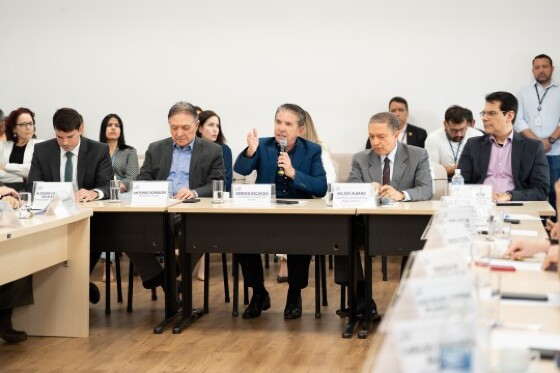 A importância do diálogo na busca por soluções envolvendo a prestação de serviços públicos foi destaque na fala do presidente do TCE-MT, conselheiro Sérgio Ricardo.