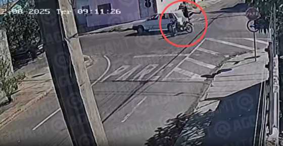 O motociclista foi socorrido pelo Samu e encaminhado ao Hospital Regional