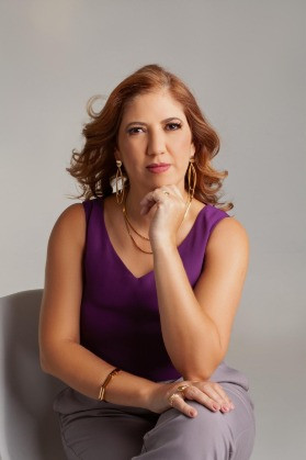 Mirian Pereira, psicóloga com pós-graduação em Neurociência e Comportamento, escritora, palestrante internacional, trainer e master practitioner em Programação Neurolinguística