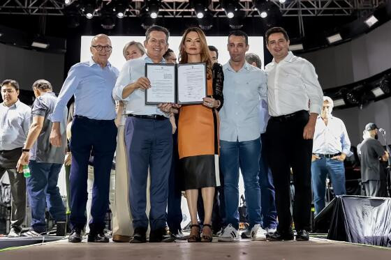 Governador e primeira-dama no 1º Encontro Nacional da Habitação nesta quinta-feira (22)