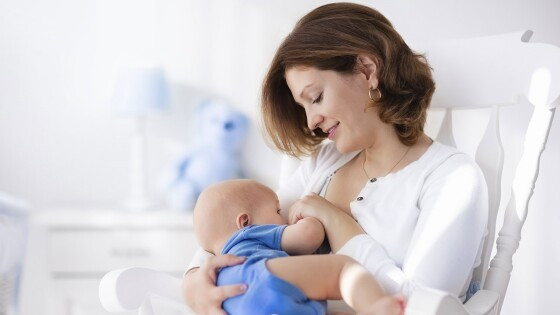 “A mulher sofre com as mudanças do corpo e fica, muitas vezes, aflita pensando se conseguirá amamentar, precisando de apoio. 