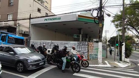Segundo a Receita, o PCC usava uma rede de mais de 1 mil postos para lavar dinheiro para o crime organizado