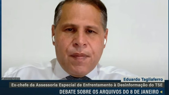 A audiência, presidida por Flávio Bolsonaro (PL-RJ), ocorreu no mesmo dia em que começou o julgamento do “núcleo crucial” da trama golpista pelo Supremo Tribunal Federal (STF).