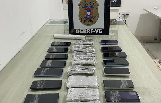Após investigações, a Derf-VG chegou à informação de que um homem estaria levando para Goiânia uma carga de aparelhos celulares furtados no show, despachando os aparelhos por meio de uma transportadora situada no Bairro Despraiado, em Cuiabá.