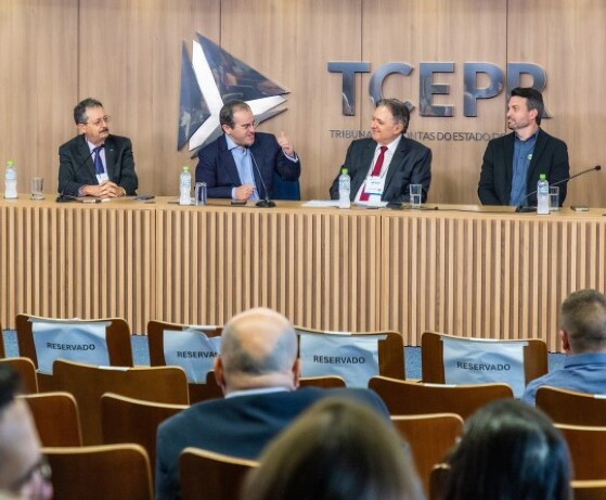Abertura da Semana da Garantia da Qualidade, realizada na sede do TCE-PR, em Curitiba.