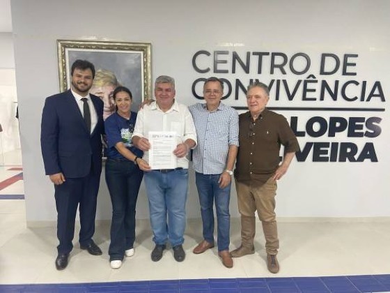 Conselheiro Antonio Joaquim participou da inauguração do lar dos idosos, em Barra do Garças. 