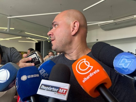 Para o gestor, em Cuiabá, o movimento só serviu para fazer os esquerdistas passarem vergonha.