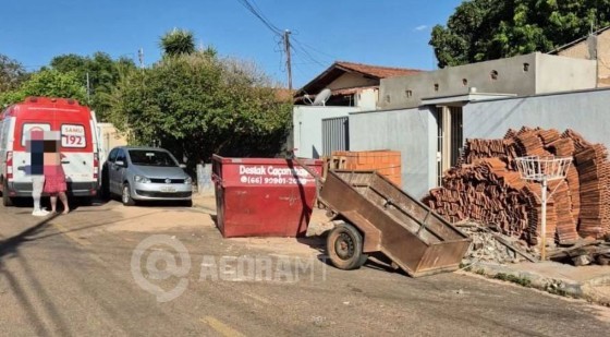 O Serviço de Atendimento Móvel de Urgência (Samu) foi acionado, mas já era tarde para socorrer o rapaz.