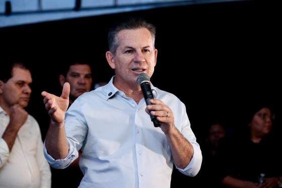 O governador Mauro Mendes, durante solenidade na PM