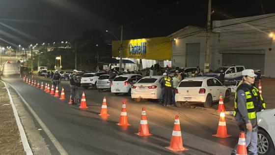 Além das prisões, o relatório do Gabinete de Gestão Integrada (GGI), órgão da Secretaria de Segurança Pública que coordena a Lei Seca, somou 84 multas aplicadas e 47 veículos removidos (34 veículos e 13 motocicletas).