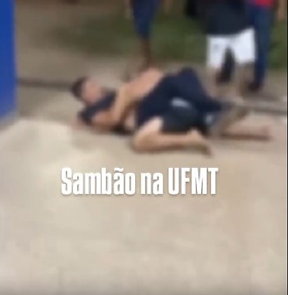 A briga ocorreu durante uma festa universitária, popularmente conhecida como “Sambão”.