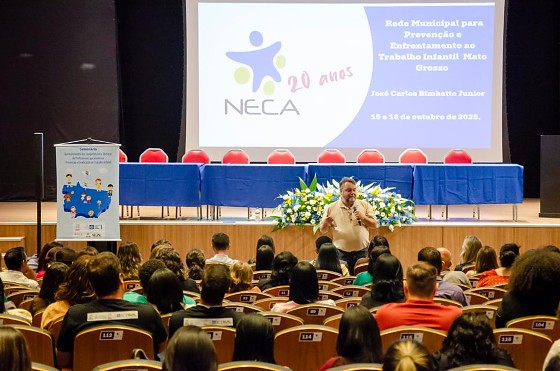 O encontro que segue até quinta-feira (16), reune profissionais da rede socioassistencial dos 142 municípios de Mato Grosso